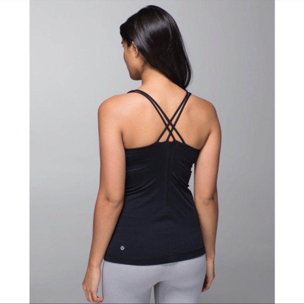 Lululemon Free to Be Tank Black Size 4
